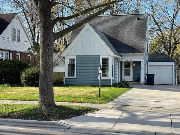 1520 Ruger Avenue, Janesville, WI 53545