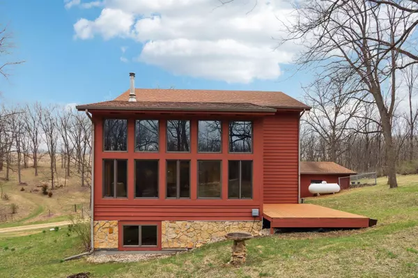 5792 Alpine Road, Brooklyn, WI 53521