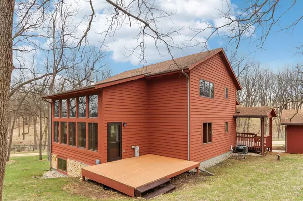 5792 Alpine Road, Brooklyn, WI 53521