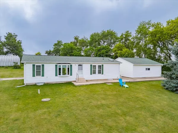 W585 Highway 92, Brooklyn, WI 53521