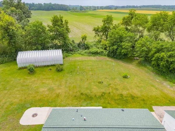 W585 Highway 92, Brooklyn, WI 53521