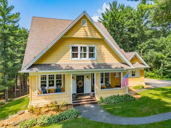8462 Arbor Trace Drive, Verona, WI 53593