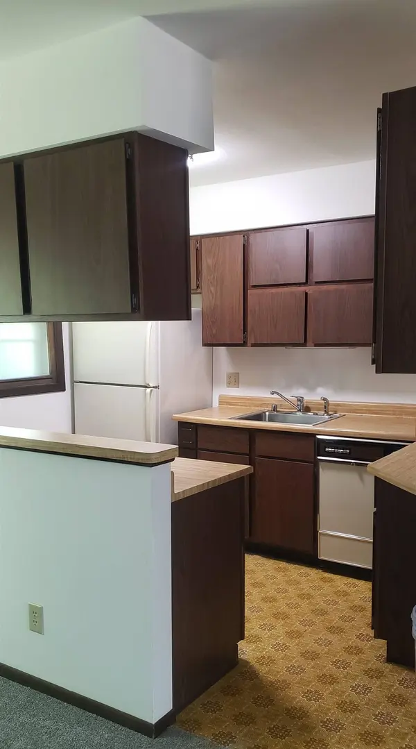 2706 Warner Street, Madison, WI 53713