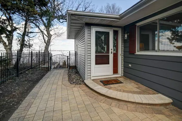 2526 Waunona Way, Madison, WI 53713