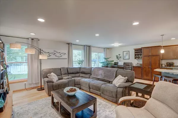 9014 Silkwood Trail, Verona, WI 53593