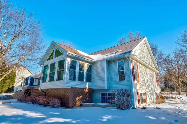 812 Abbington Court, Sun Prairie, WI 53590