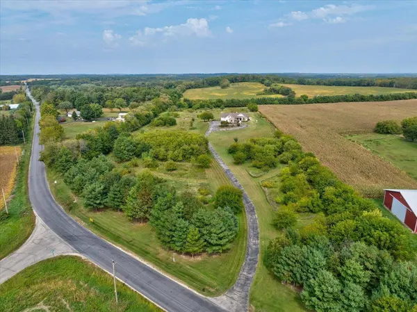 4314 OLD STAGE Road, Brooklyn, WI 53521