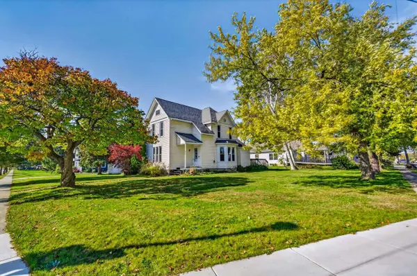 302 W Main Street