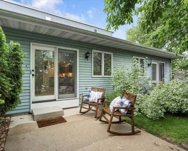 1109 McKenna Boulevard #G, Madison, WI 53719