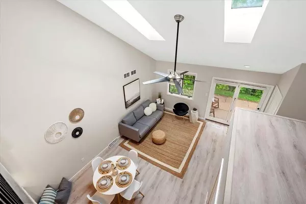 1109 McKenna Boulevard #G, Madison, WI 53719