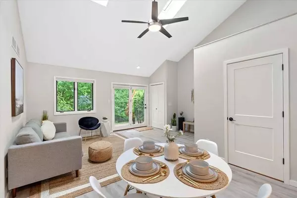 1109 McKenna Boulevard #G, Madison, WI 53719