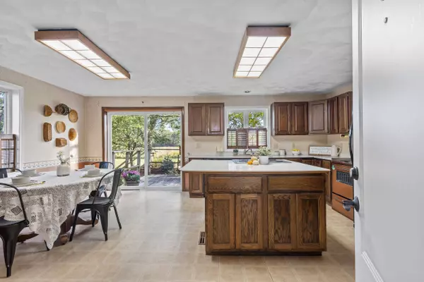 4511 County Road DM, Deforest, WI 53532-2007