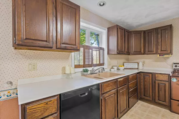 4511 County Road DM, Deforest, WI 53532-2007