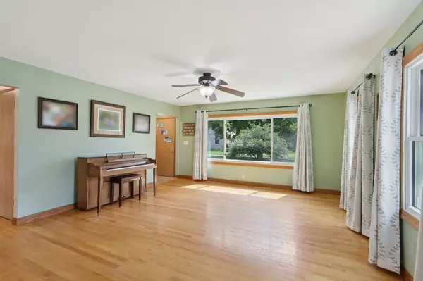 709 S Whitewater Avenue, Jefferson, WI 53549