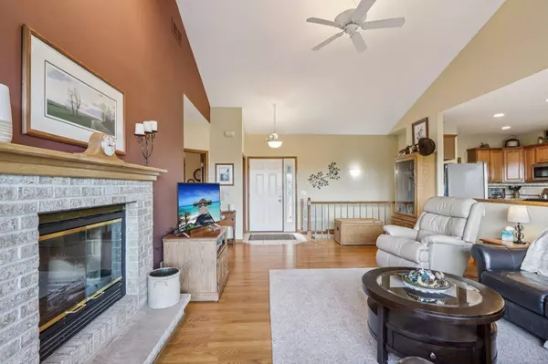 1778 Strawberry Road, Deerfield, WI 53531-9779