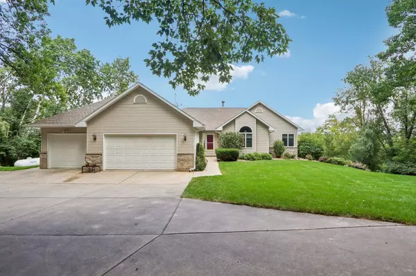 1778 Strawberry Road, Deerfield, WI 53531-9779