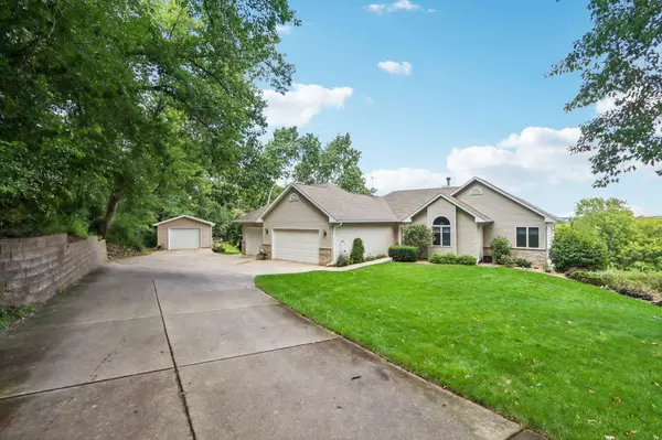 1778 Strawberry Road, Deerfield, WI 53531-9779