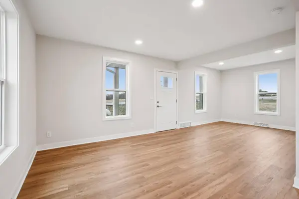 N5288 County Road D, Helenville, WI 53137-9742