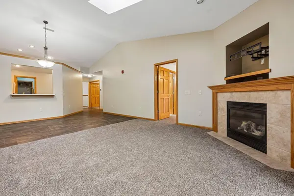 842 Evergreen Drive #1, Hartford, WI 53027-2456