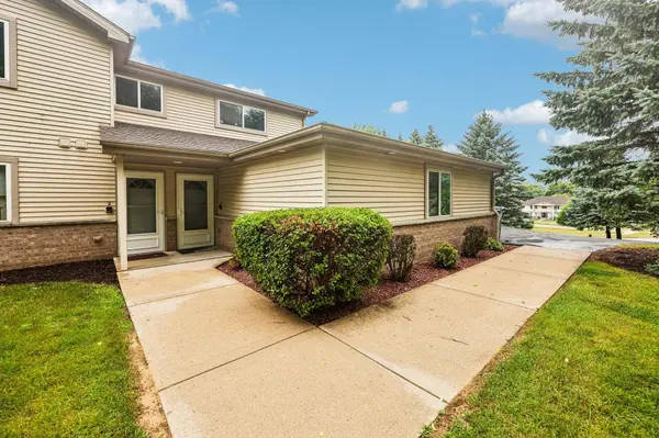 842 Evergreen Drive #1
