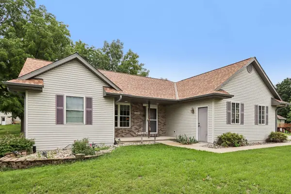 1110 Gruennert Court, Jefferson, WI 53549-2219