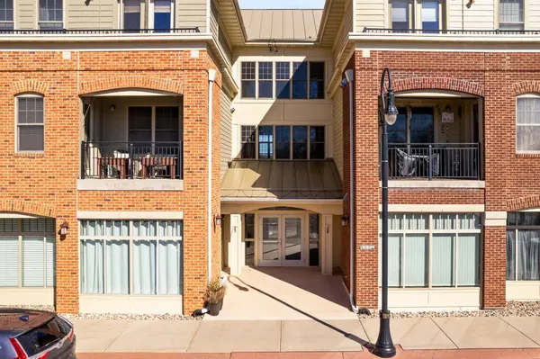 440 Water Street #112, Prairie Du Sac, WI 53578