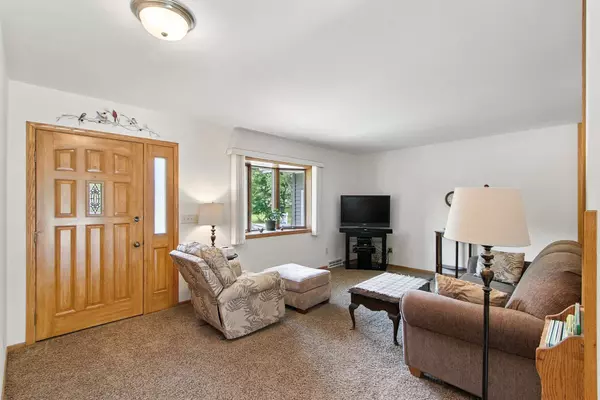 7437 North Street, Sauk City, WI 53583