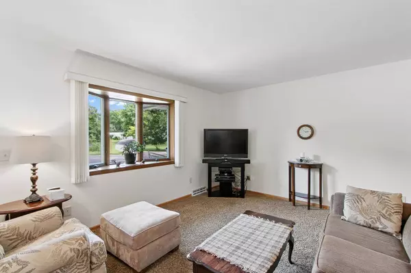 7437 North Street, Sauk City, WI 53583