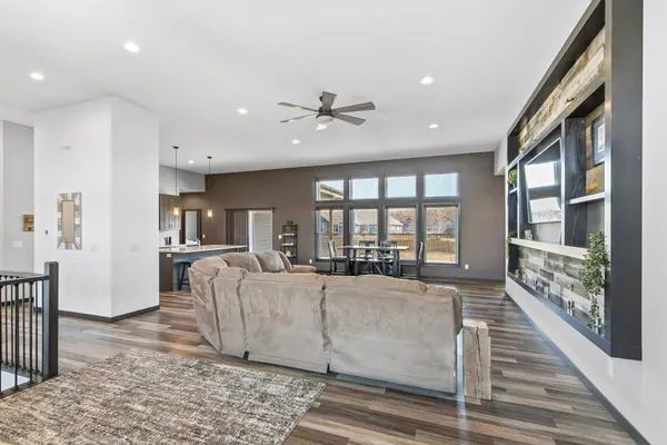 6432 Revere Pass, Deforest, WI 53532