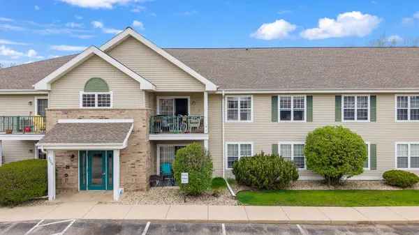 203 Kearney Way #304, Waunakee, WI 53597