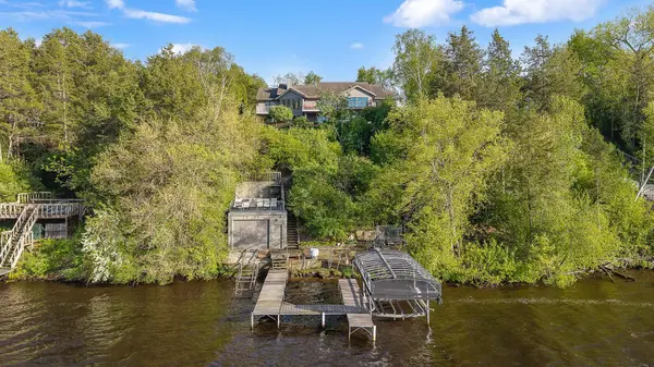 W14198 Selwood Drive, Prairie Du Sac, WI 53578