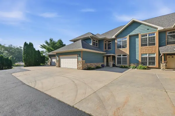 40 Illinois Avenue #8, Wisconsin Dells, WI 53965