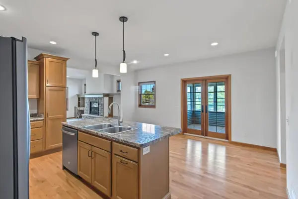 2013 Fieldstone Boulevard #5, Prairie Du Sac, WI 53578