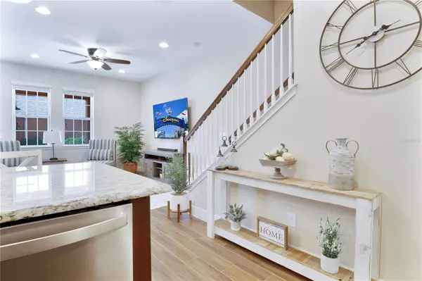 6524 CALAMONDIN DR, Winter Garden, FL 34787