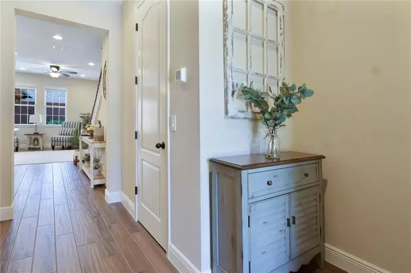 6524 CALAMONDIN DR, Winter Garden, FL 34787