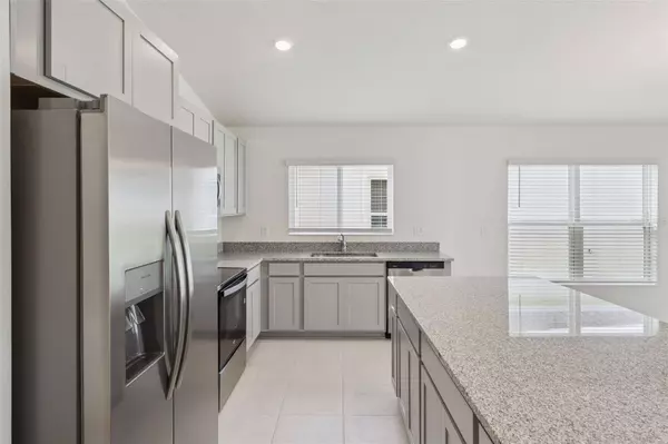 3262 SANCTUARY DR, Clermont, FL 34714