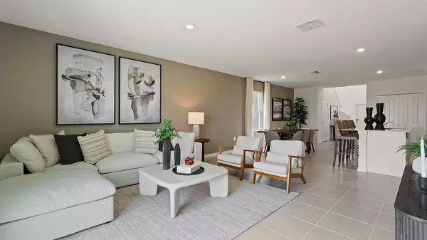 Davenport, FL 33837-9219,2107 Davenport Blvd