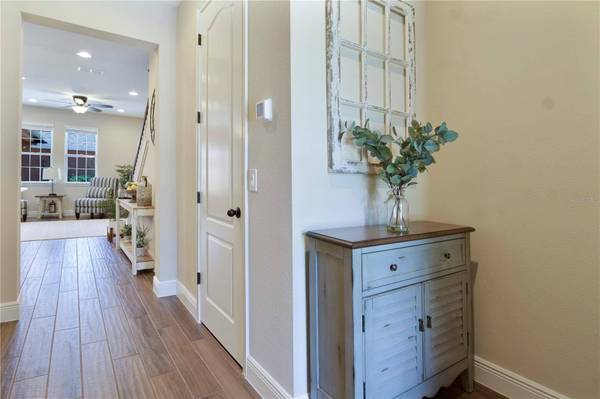 6524 CALAMONDIN DR, Winter Garden, FL 34787