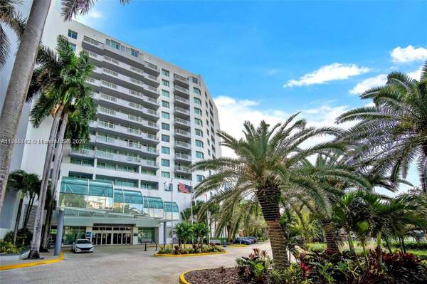 2670 E Sunrise Blvd #1002, Fort Lauderdale, FL 33304