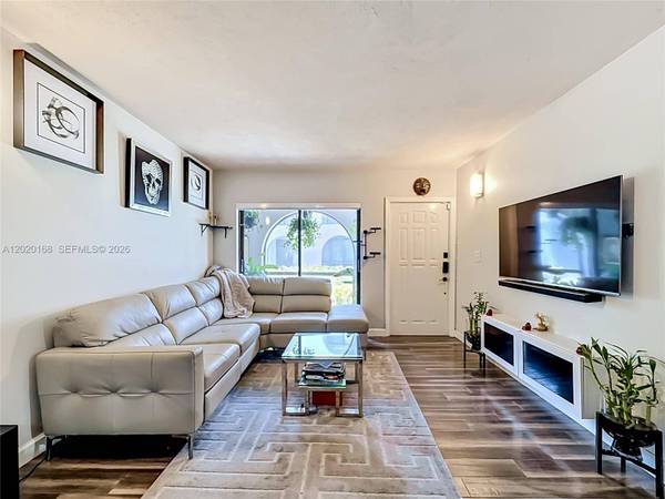18296 Mediterranean Blvd #4-4, Hialeah, FL 33015