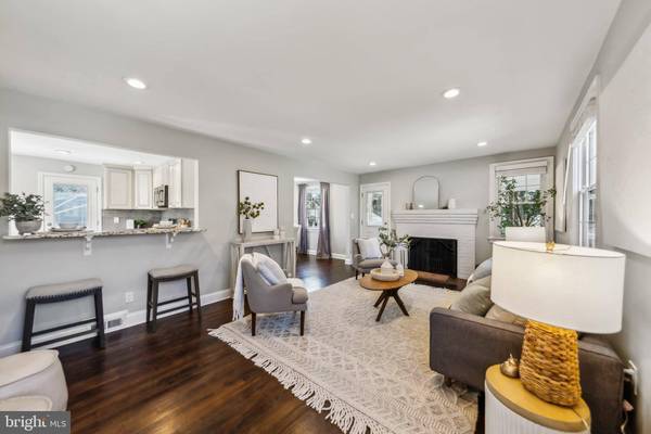 544 W MONTGOMERY AVE, Rockville, MD 20850