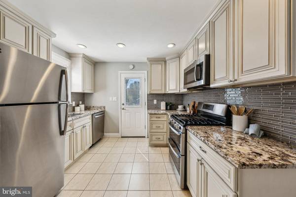 544 W MONTGOMERY AVE, Rockville, MD 20850