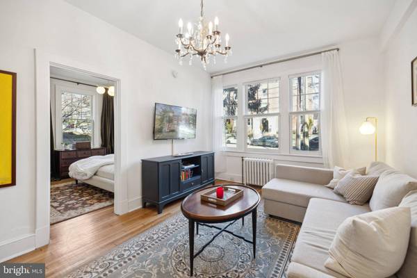 3018 PORTER ST NW #101, Washington, DC 20008