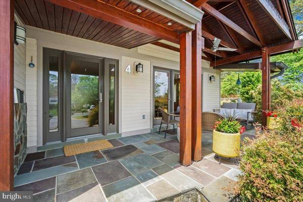 4 TIFTON CT, Potomac, MD 20854