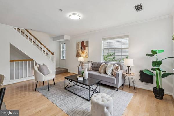 5800 INMAN PARK #410, Rockville, MD 20852