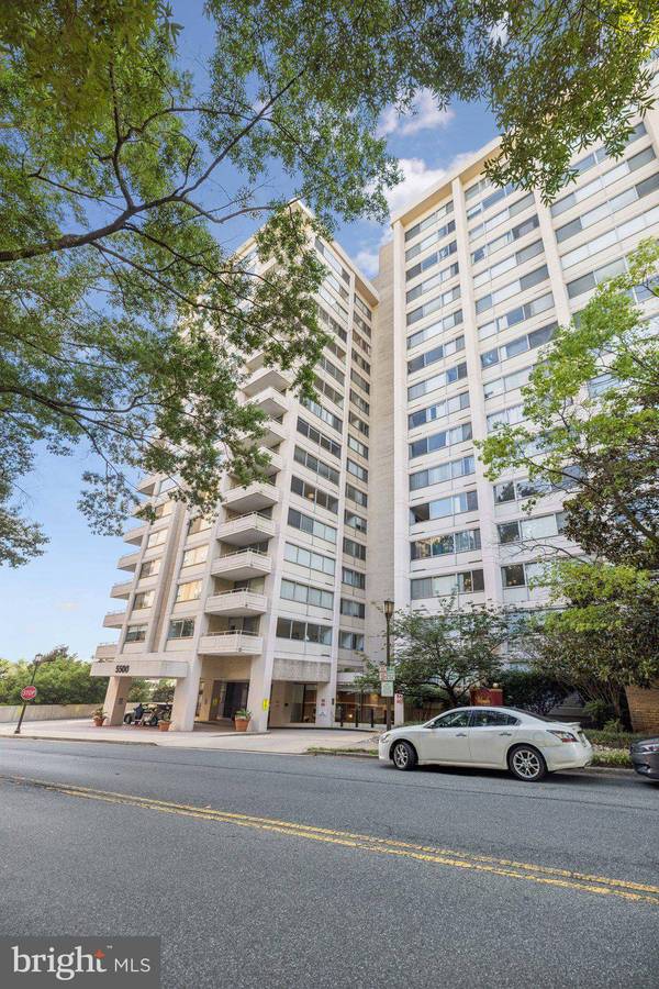 5500 FRIENDSHIP BLVD #2019N, Chevy Chase, MD 20815