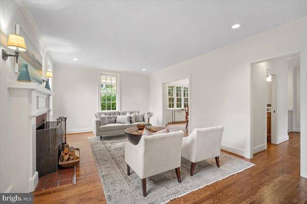 4615 HUNT AVE, Chevy Chase, MD 20815