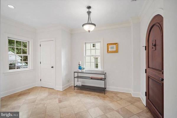 4615 HUNT AVE, Chevy Chase, MD 20815