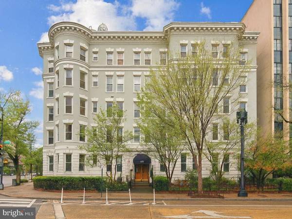 1300 MASSACHUSETTS AVE NW #205, Washington, DC 20005