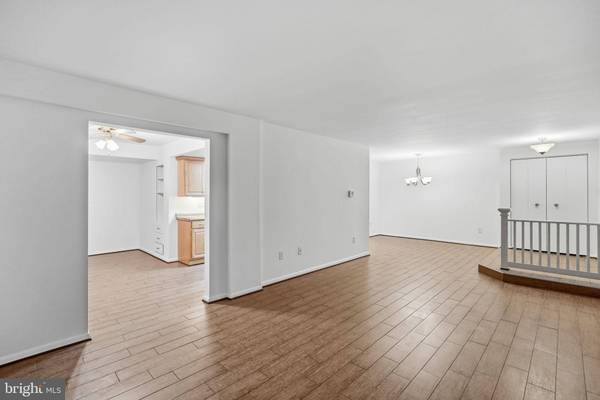 13205 DAIRYMAID DR #101, Germantown, MD 20874